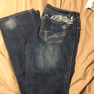 Women’s rock 46 by wrangler jeans